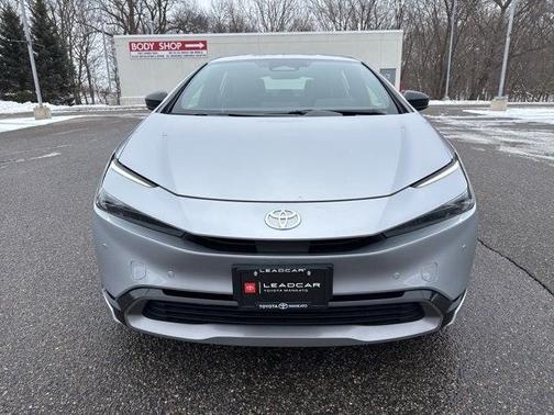 2025 Toyota Prius XLE