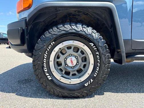 Heritage Blue 2014 Toyota FJ Cruiser Base