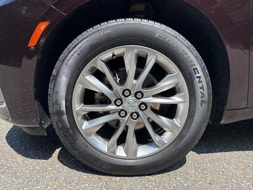 2022 Buick Enclave AWD Avenir