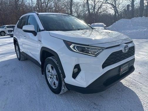 2021 Toyota RAV4 Hybrid XLE