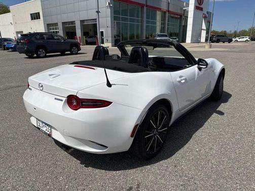 Snowflake White Pearl Mica 2024 Mazda MX-5 Miata Grand Touring