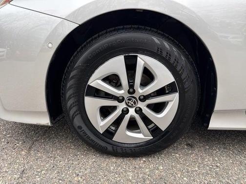 2018 Toyota Prius Two