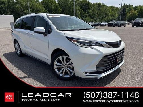 Blizzard Pearl 2021 Toyota Sienna Platinum 7 Passenger