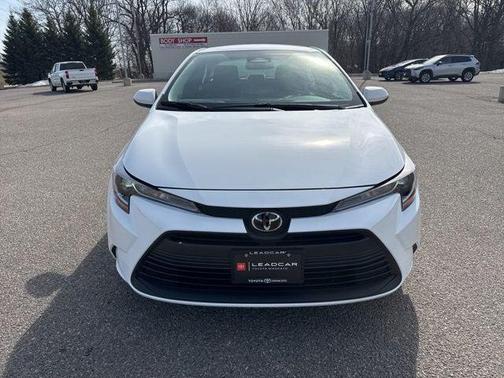 Ice 2026 Toyota Corolla LE
