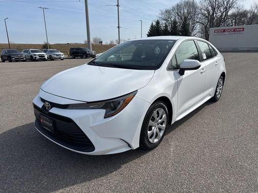 Ice 2026 Toyota Corolla LE