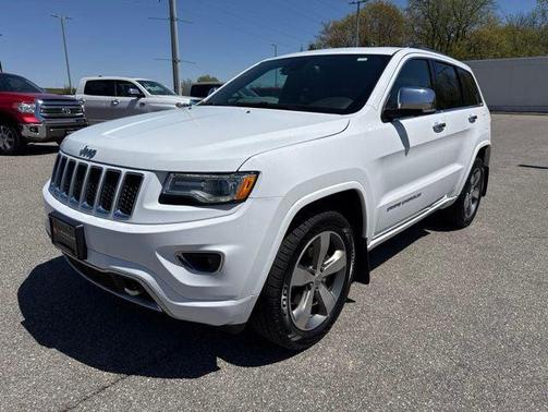 Bright White Clearcoat 2016 Jeep Grand Cherokee Overland