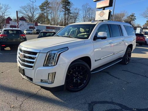 2015 Cadillac Escalade ESV Luxury