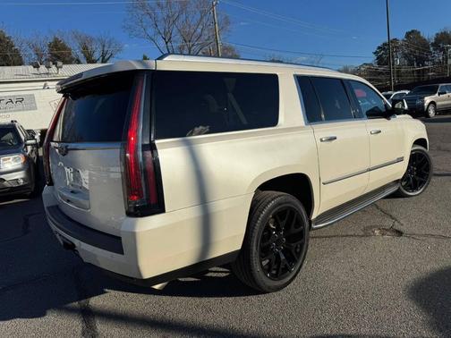 2015 Cadillac Escalade ESV Luxury