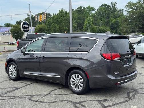 2018 Chrysler Pacifica Touring-L