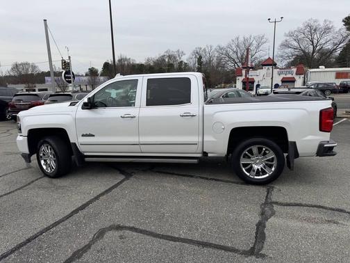 2017 Chevrolet Silverado 1500 High Country