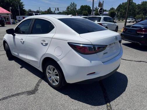 2019 Toyota Yaris Sedan L