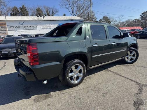 Fairway Metallic 2013 Chevrolet Avalanche LTZ
