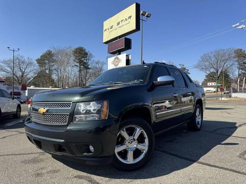 Fairway Metallic 2013 Chevrolet Avalanche LTZ