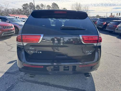 2013 Lincoln MKX Base