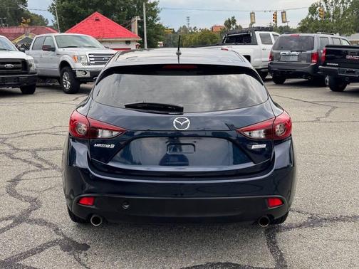 2016 Mazda Mazda3 i Sport