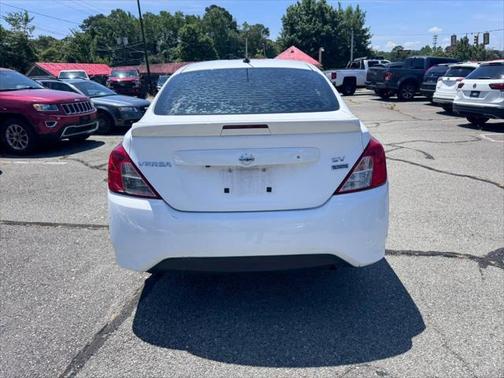 2018 Nissan Versa 1.6 SV