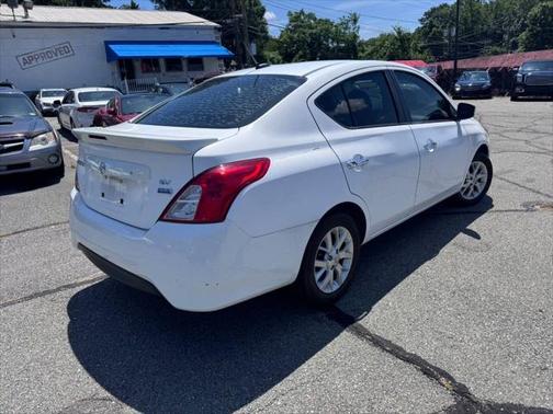 2018 Nissan Versa 1.6 SV