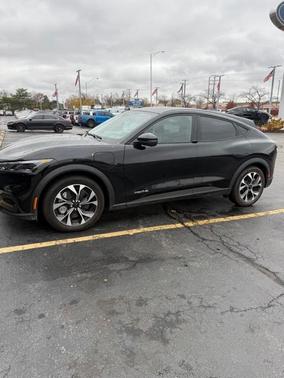 2025 Ford Mustang Mach-E Select