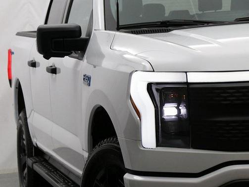 2025 Ford F-150 Lightning XLT