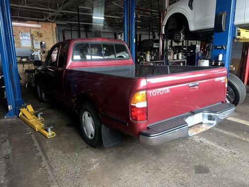 1998 Toyota Tacoma Base