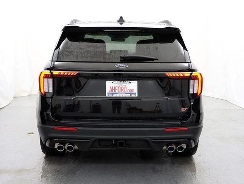 Agate Black Metallic 2026 Ford Explorer ST