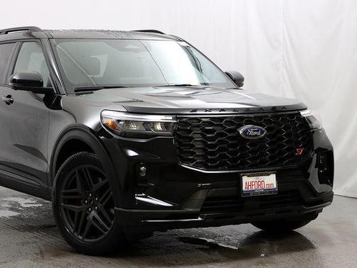 Agate Black Metallic 2026 Ford Explorer ST