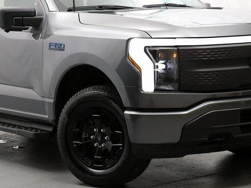 2025 Ford F-150 Lightning XLT