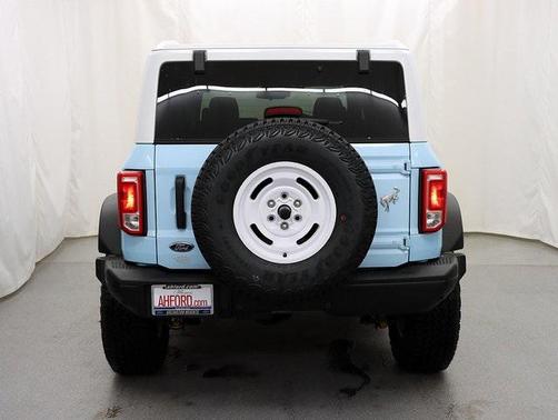 2025 Ford Bronco Heritage Edition