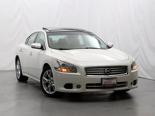 2014 Nissan Maxima SV