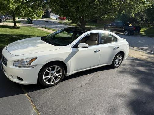 2014 Nissan Maxima SV