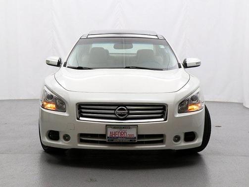 2014 Nissan Maxima SV