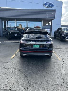 2022 Lincoln Nautilus Standard