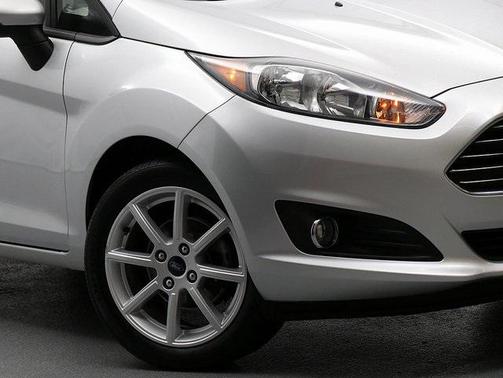2015 Ford Fiesta SE