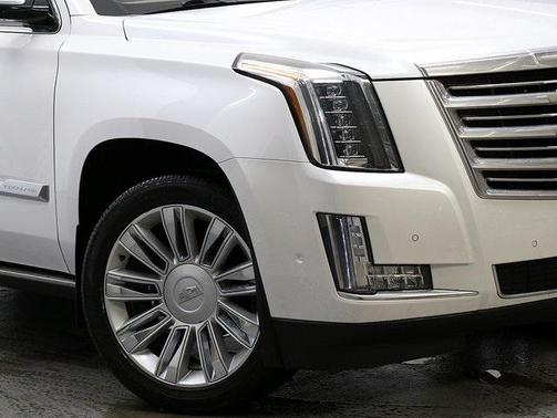 2018 Cadillac Escalade ESV Platinum