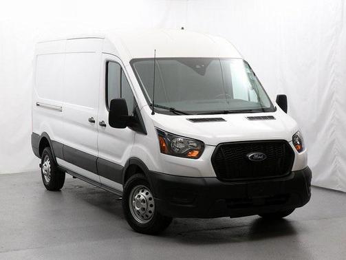 2022 Ford Transit-250 Base