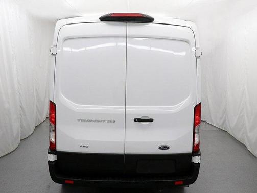 2022 Ford Transit-250 Base