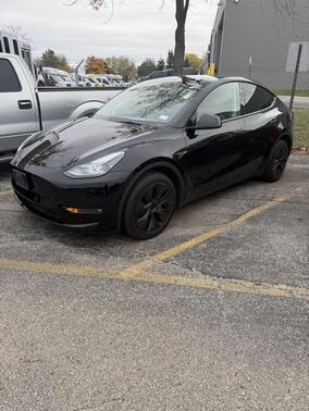 2025 Tesla Model Y Long Range Dual Motor All-Wheel Drive