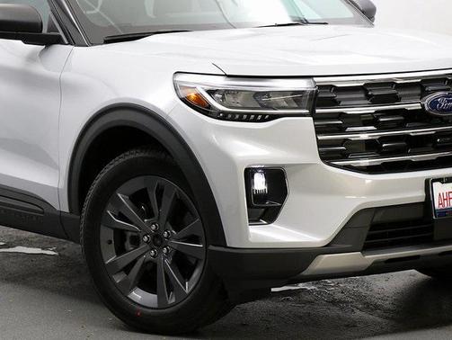 2026 Ford Explorer Active (200A)