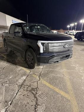 2025 Ford F-150 Lightning LARIAT
