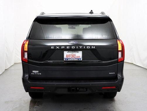 2025 Ford Expedition Max Active 4x4
