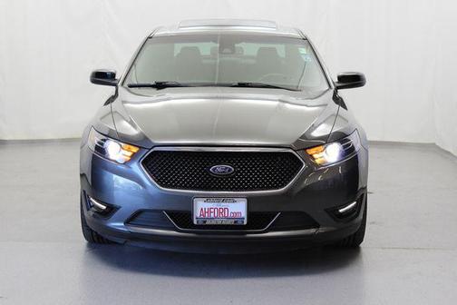Magnetic Metallic 2016 Ford Taurus SHO
