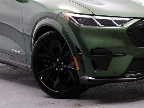 2025 Ford Mustang Mach-E GT