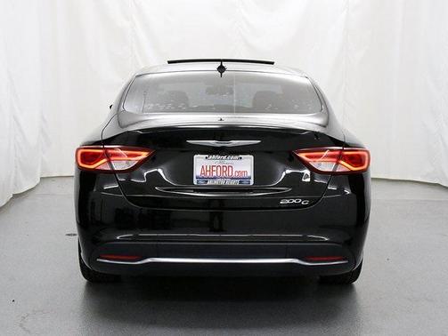 2015 Chrysler 200 C