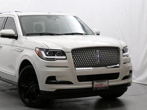 2022 Lincoln Navigator Reserve