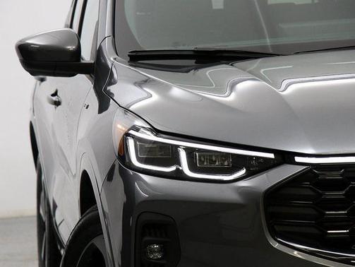 2026 Ford Escape ST-Line Elite