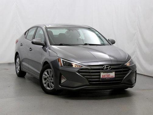 2020 Hyundai ELANTRA SE