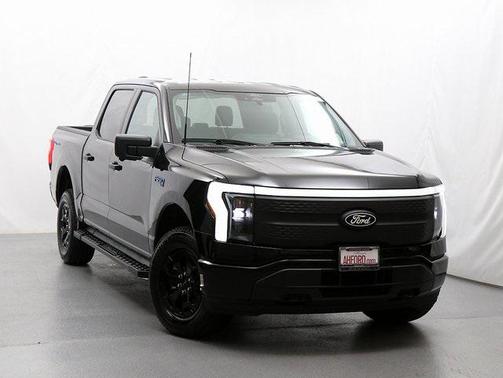 2025 Ford F-150 Lightning XLT