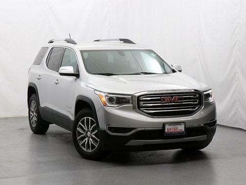 2017 GMC Acadia SLE-2