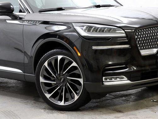 Infinite Black 2021 Lincoln Aviator Reserve AWD