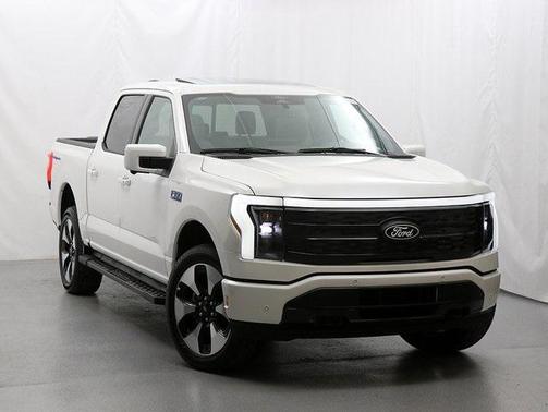 2025 Ford F-150 Lightning Platinum